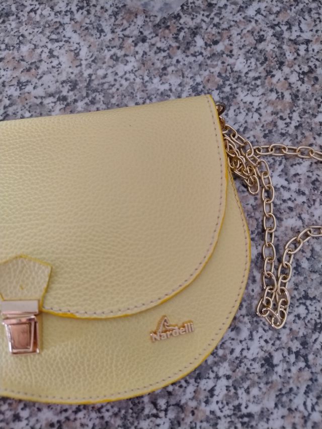 Borsetta Nardelli gialla a mezza luna