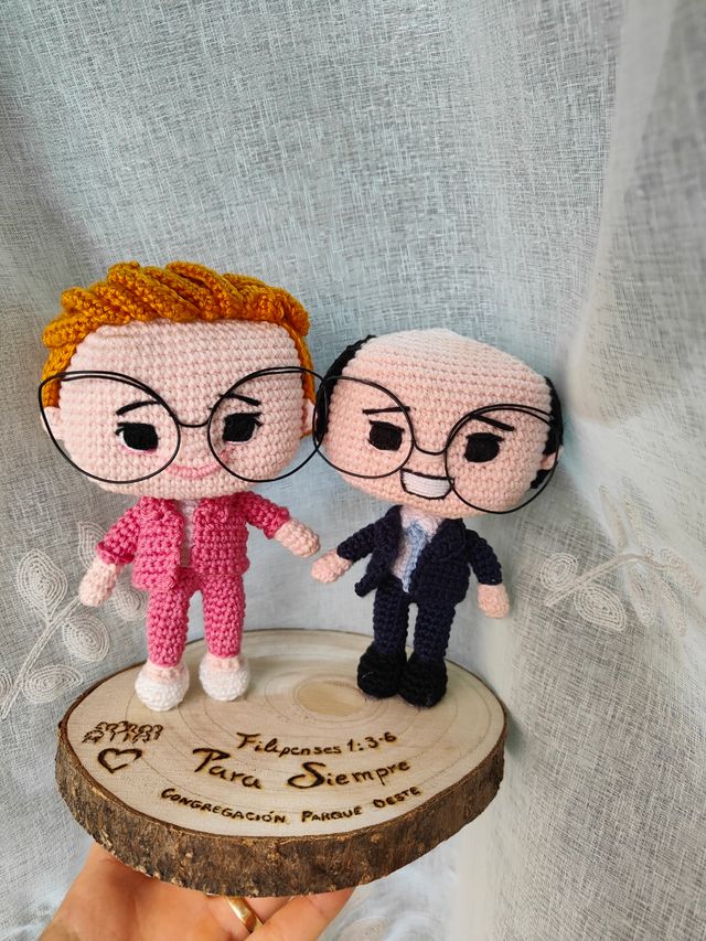 Amigurumi personalizados pareja