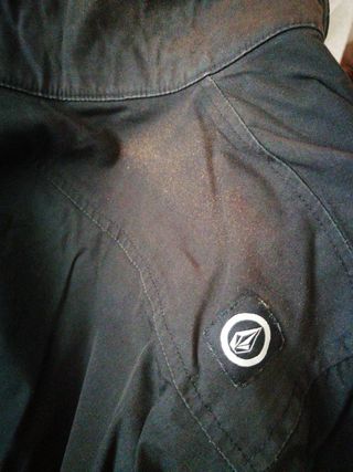 Cazadora Volcom negra talla S