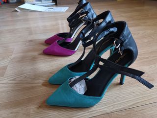 Sandalias tacón alto negras y moradas -talla 36.5