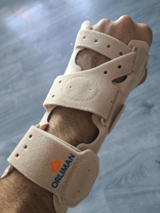 Orliman - Muñequera Izquierda