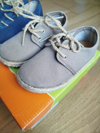 Zapatos niño talla 23