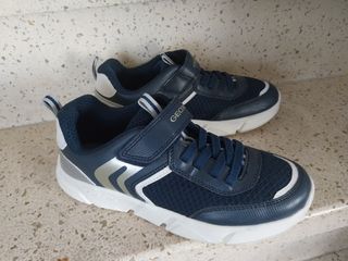 Zapatillas GEOX niño - Azul y Blanco