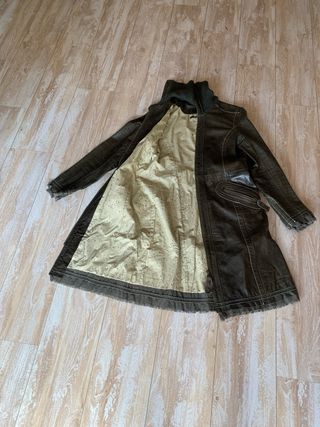 Abrigo cuero marrón