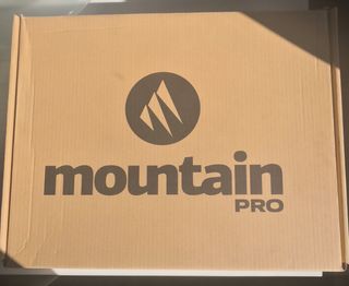 Botas "Mountain Pro" NUEVAS