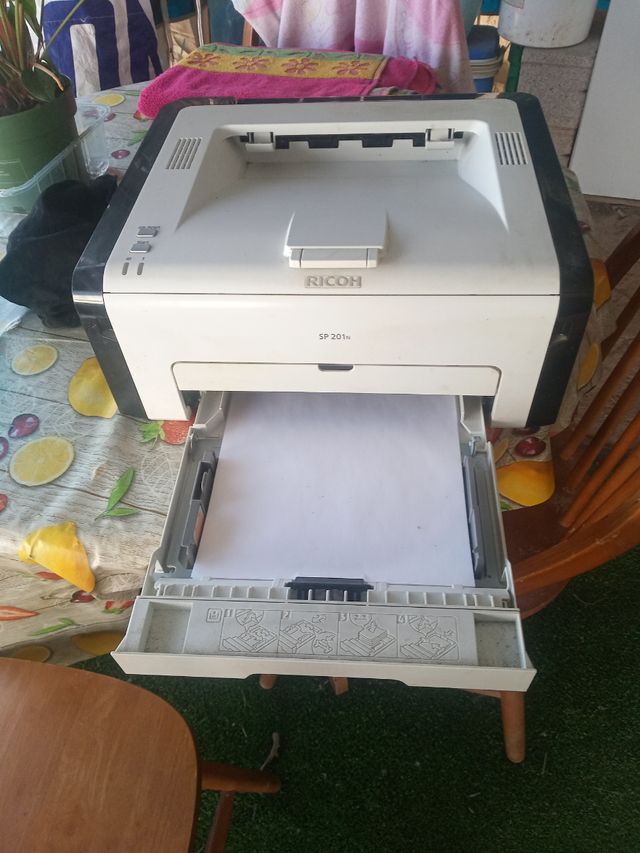 Impressora Ricoh SP 201N - Impressora a laser