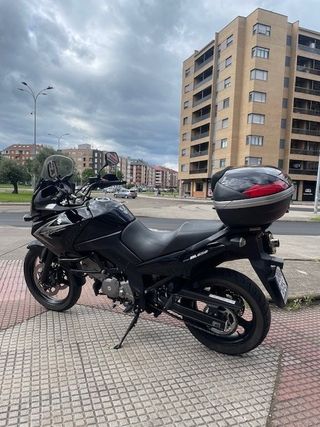 SUZUKI V-STROM 650