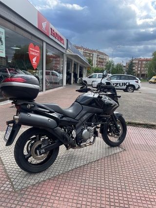 SUZUKI V-STROM 650