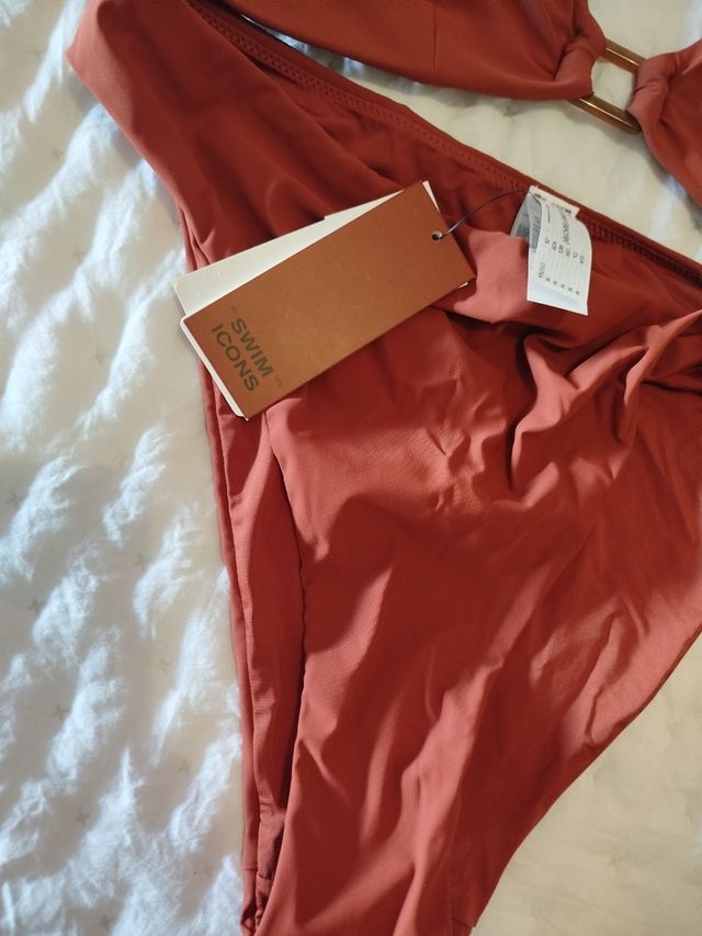 Bikini marrón Swim Icons