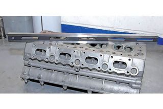 Regla para galgar culatas. 600 mm.