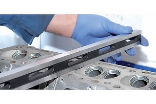 Regla para galgar culatas. 600 mm.