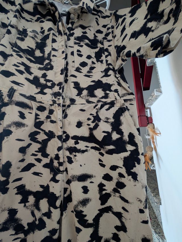 Mono largo beige y negro