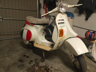 Vespa PX antigua