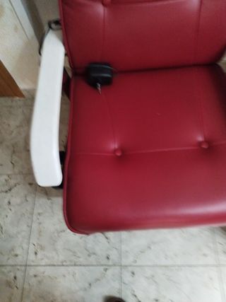 Sillón masaje rojo y blanco
