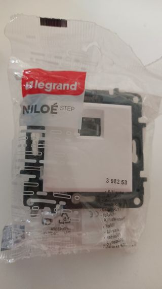 LEGRAND Niloé Step blanco