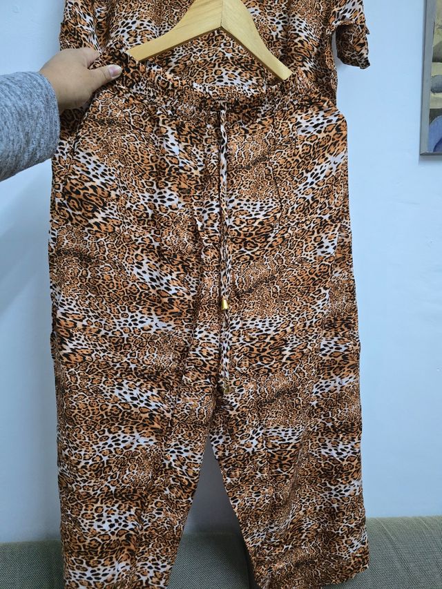 Conjunto leopardo talla 7