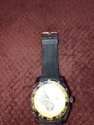 Reloj Calgary negro y amarillo