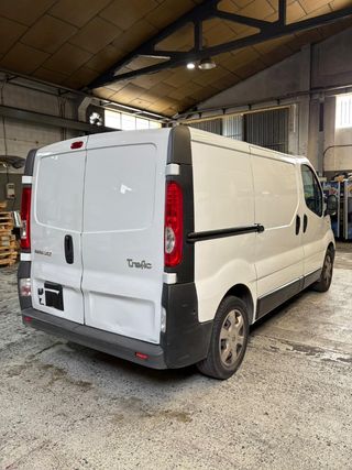 Renault Trafic 2012