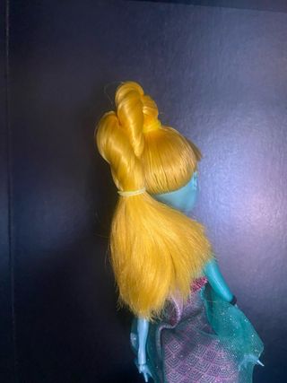 Monster High Lagoona Blue 