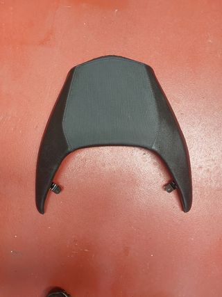 Asiento trasero Kymco Xciting 400i