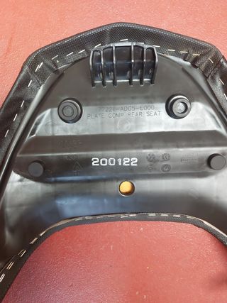Asiento trasero Kymco Xciting 400i
