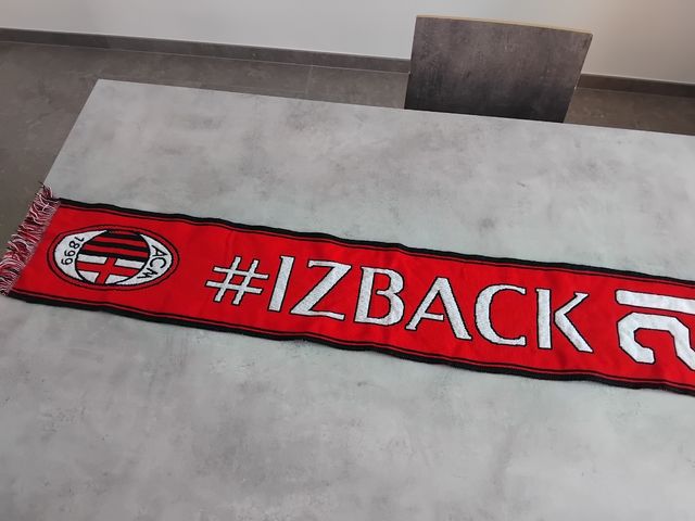 Sciarpa AC Milan #IZBACK