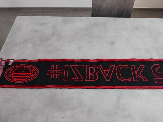 Sciarpa AC Milan #IZBACK