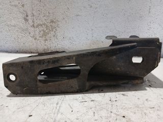 Soporte suspensión Izquierdo Renault Master