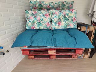 Sofás palé + mesa ( cojines también disponibles)