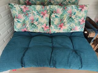 Sofás palé + mesa ( cojines también disponibles)