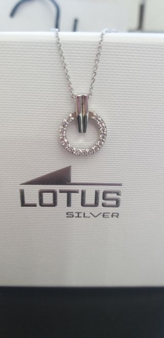 Cadena Lotus collection circonitas