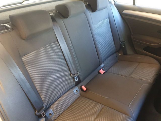 Volkswagen Golf Ready2Go 