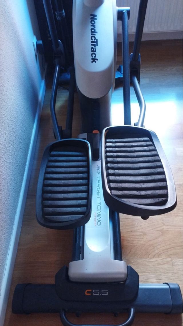 Elíptica NordicTrack 20 Target Toning