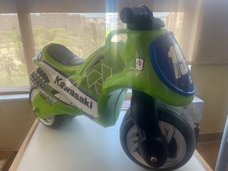 Moto Correpasillos y bicicleta de equilibrio