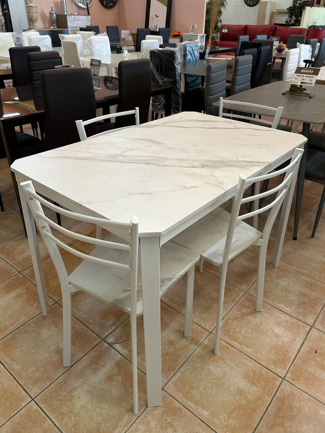 MESA DE COCINA O COMEDOR + 4 SILLAS MARMOL BLANCA