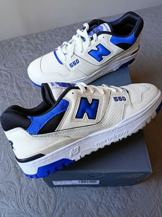 Zapatillas New Balance 550 talla 44 crudo/azul