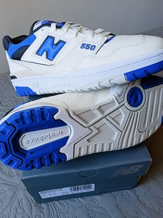 Zapatillas New Balance 550 talla 44 crudo/azul