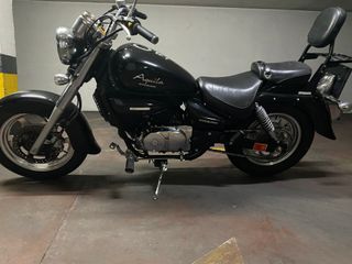 MOTO AQUILA 250 HYOSUNG - 46.500 Kms