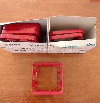 Marcos Simon 75 color rojo