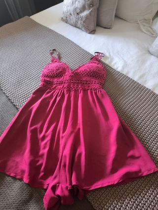 Mono rojo verano 
