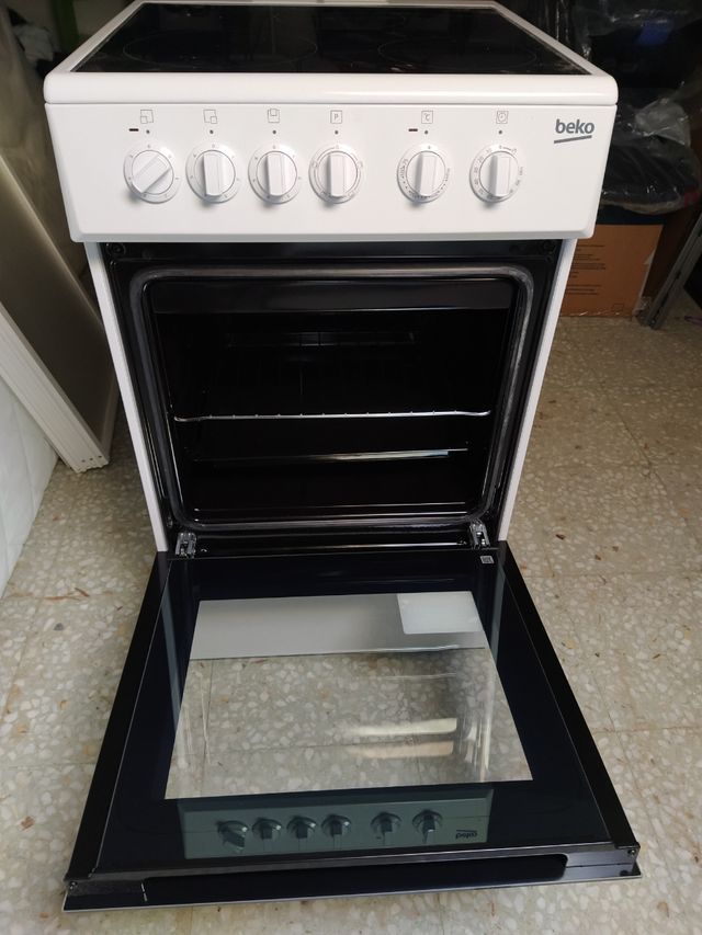 Cocina Beko 48100 GW - Vitrocerámica