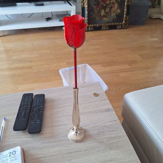 Florero metal plateado