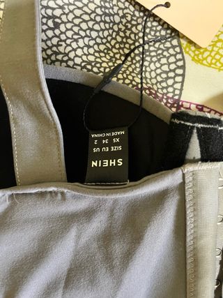 Top Shein gris talla XS