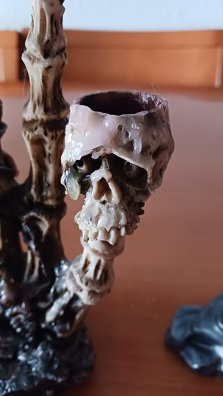 Candelabros góticos - Calaveras & Dragón