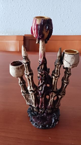 Candelabros góticos - Calaveras & Dragón