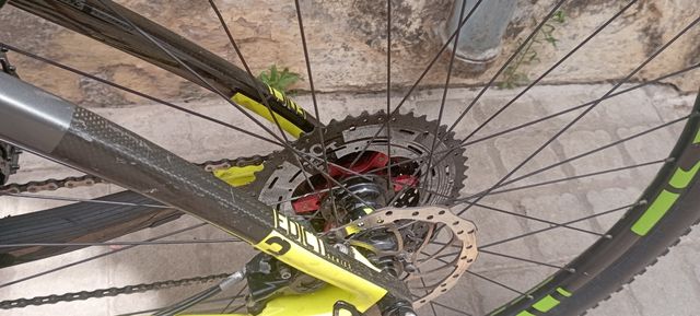 Bicicletas Felt MTB 29 carbono + carretera Olympia