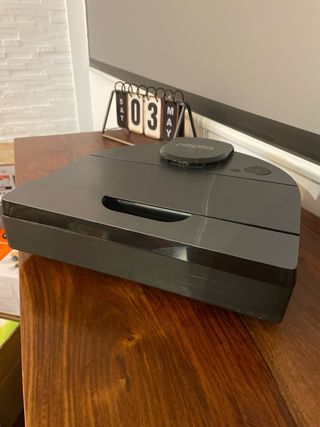 Robot Aspirador Neato D10 – Excelente Estado con Caja y Accesorios