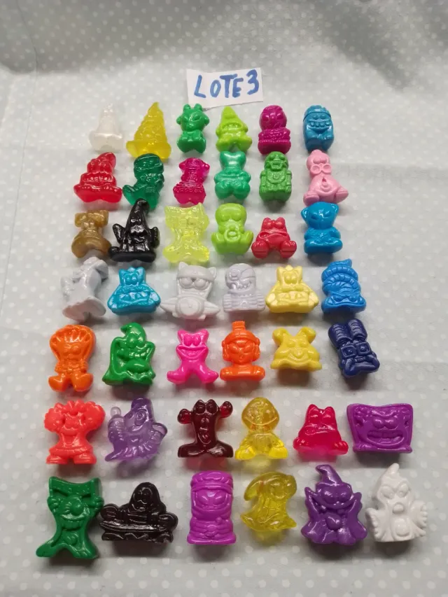 9 Lotes de 42 GoGos cada uno hay. 30€ cada lote