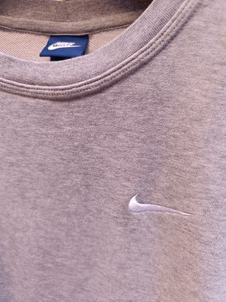 Sudadera Nike gris