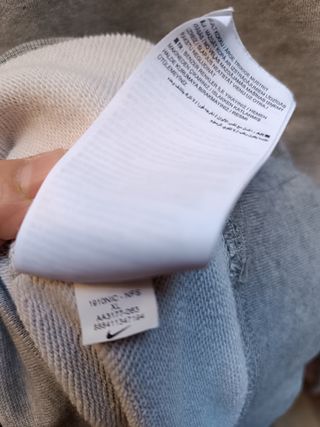 Sudadera Nike gris